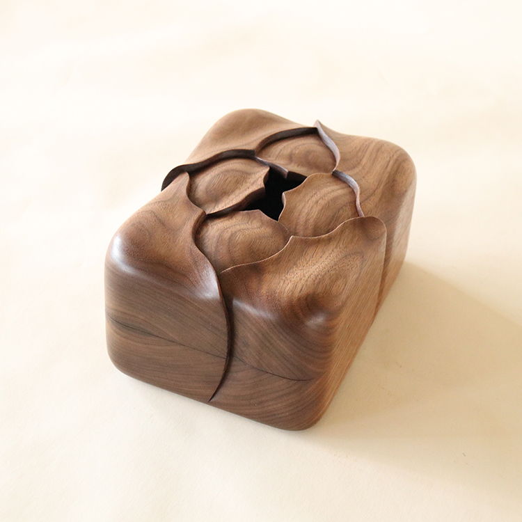Flower shape Tissue Box Cover Wooden Hand Carved Home Decoration