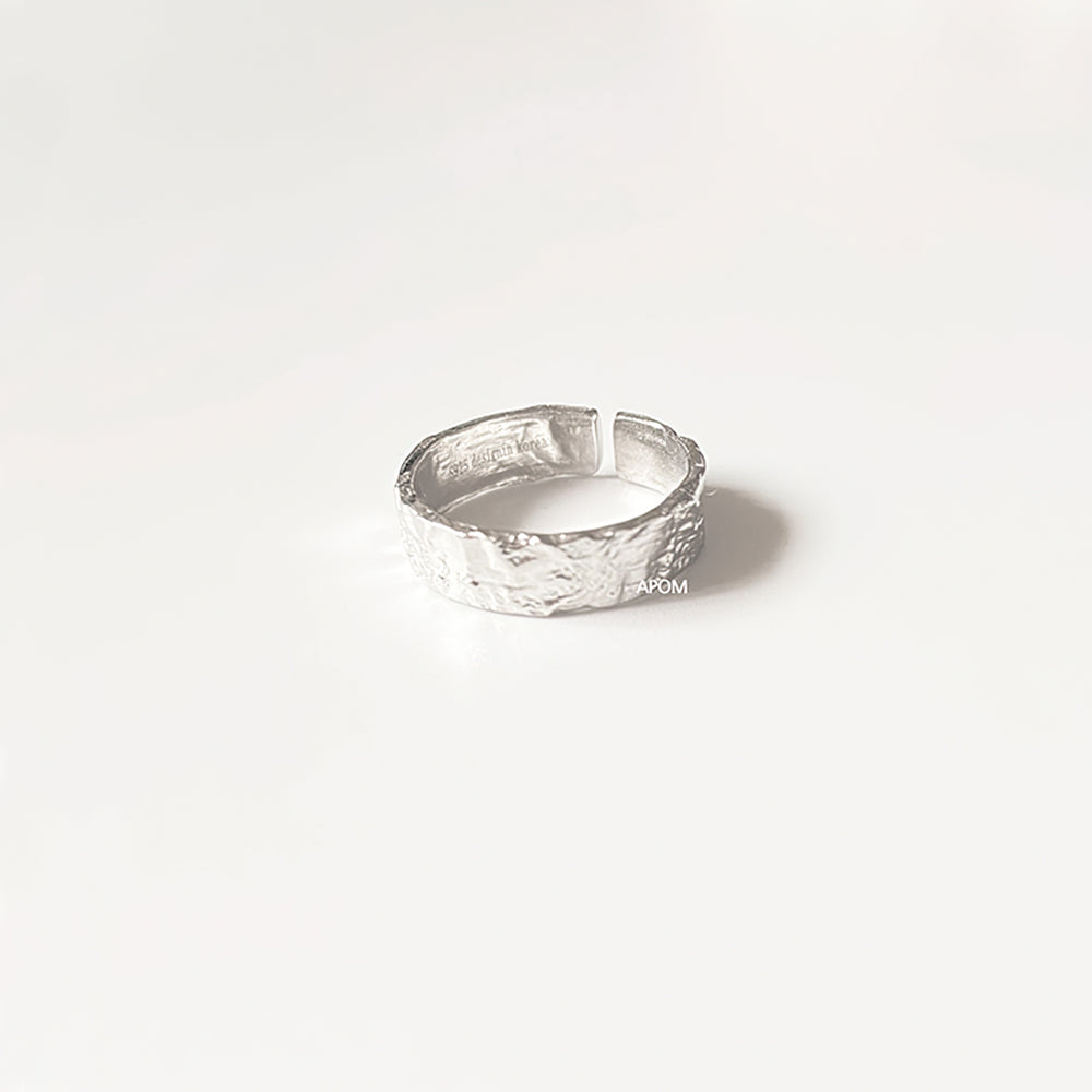 APOM BROKEN I Rings