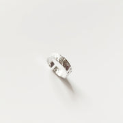 APOM BROKEN I Rings