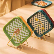Checkerboard Grid Plastic Dinner Plate With Storage Rack - Lazylifeshop