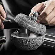 Meditating Astronaut Ashtray - Lazylifeshop