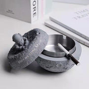Meditating Astronaut Ashtray - Lazylifeshop