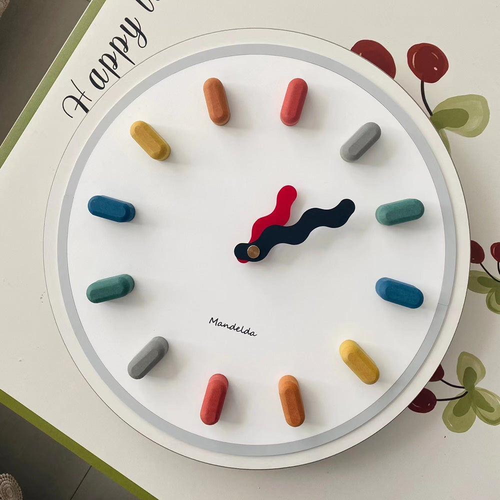 Vintage Games Light Luxury Clock
