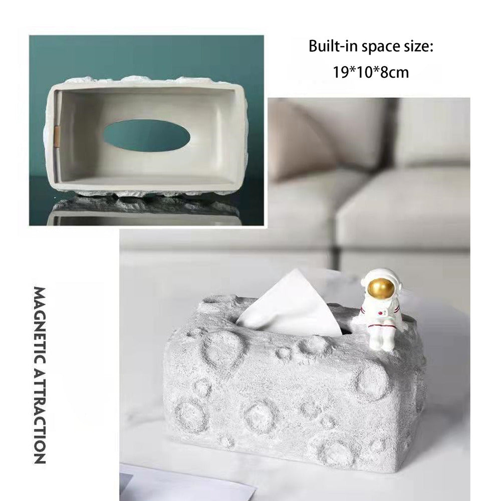 Caja de pañuelos de astronauta
