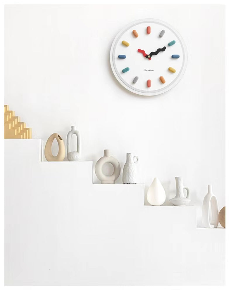 Vintage Games Light Luxury Clock